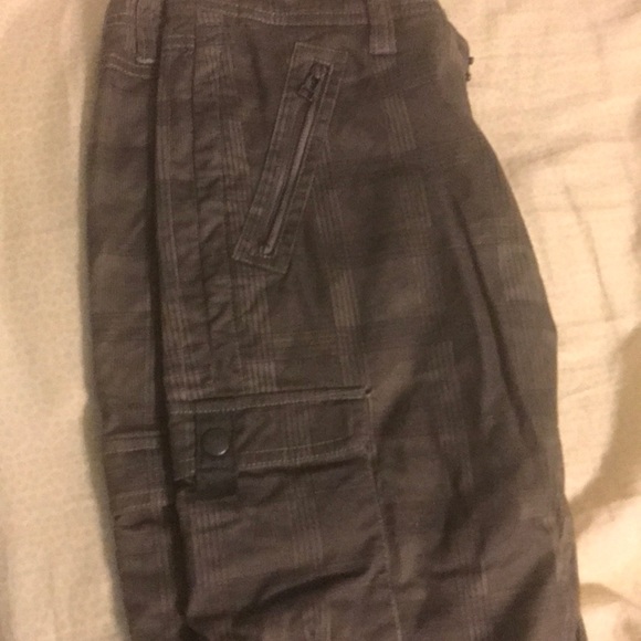 Kuhl bottoms - Picture 3 of 4